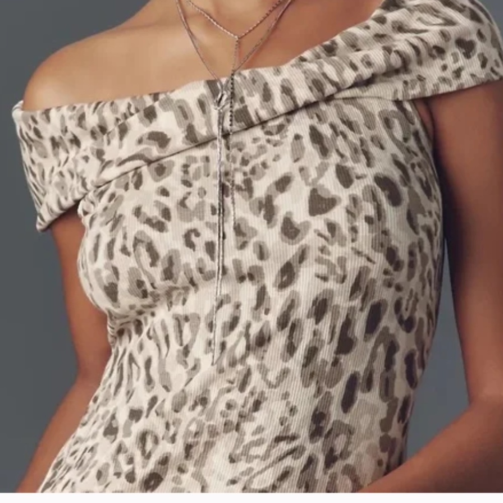 Pilcro by Anthropology Off shoulder Top , Size XS, Color Multi Leopard pattern